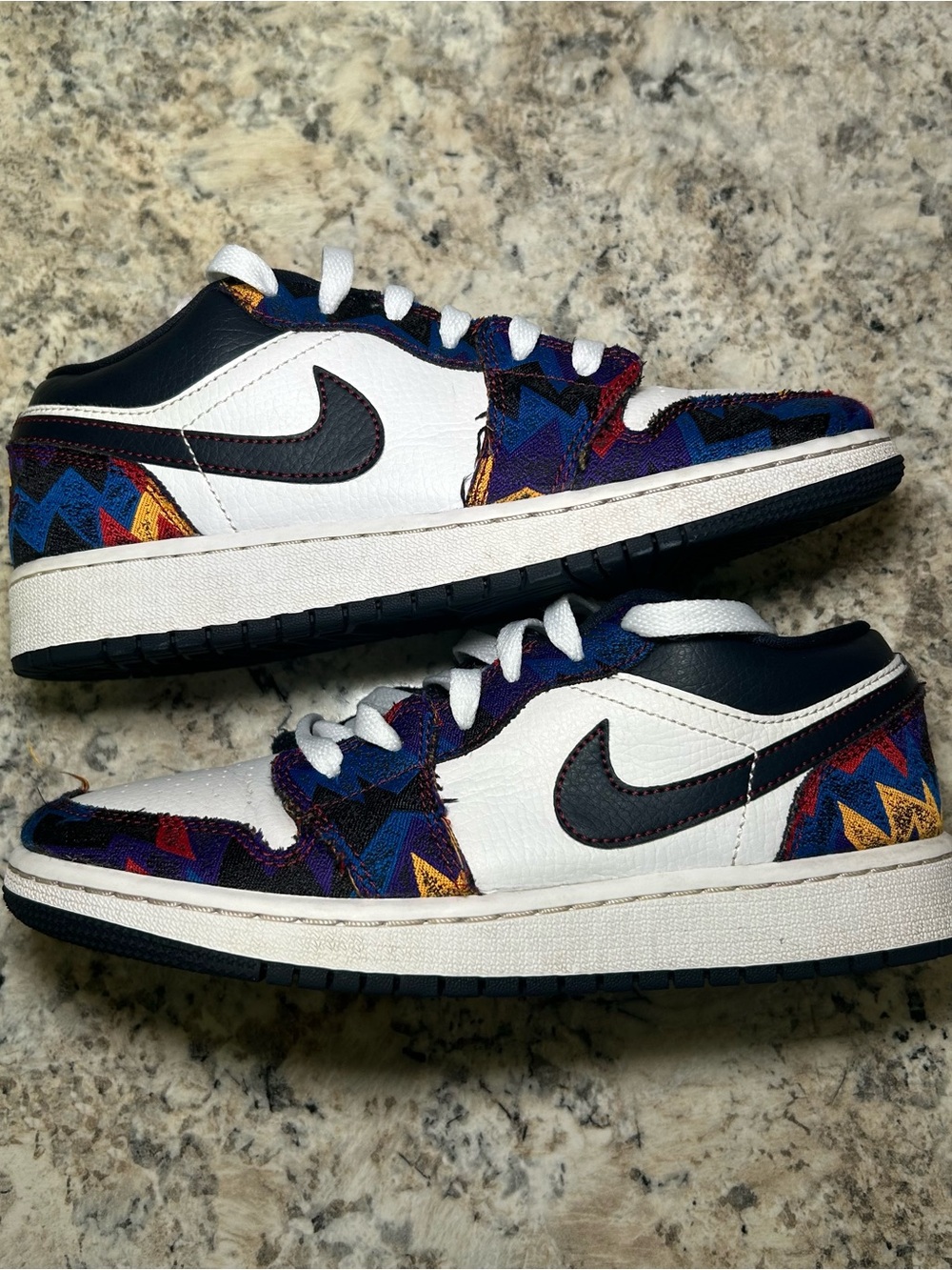 Nike Air Jordan 1 Low SE "Nothing But Net "GS Size 5Y